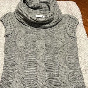 New Look Ladies Grey Sleeveless Jumper - Size 16